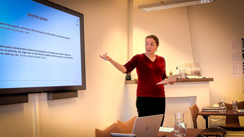 Maria Louise Clausen from the Danish Institute for International Studies in action