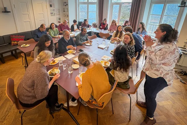 CMES researchers eating and celebrating 