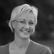 Helen Fogelin. Picture
